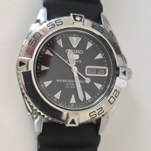 Seiko Black Dial Silver Bezel Sports Watch